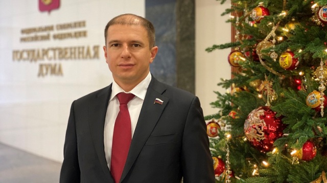 Михаил Романов призвал прекратить в районах Петербурга бесконтрольную продажу пиротехники