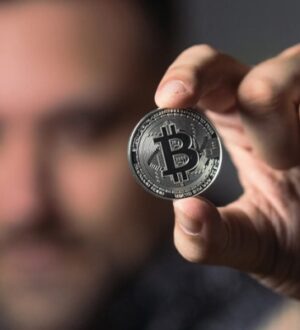 Биткойн и рынок криптовалют переживает резкую коррекцию