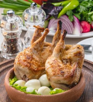 Тосты, вино и традиции: как «Тифлис» сохраняет аутентичность грузинского застолья в Ялте