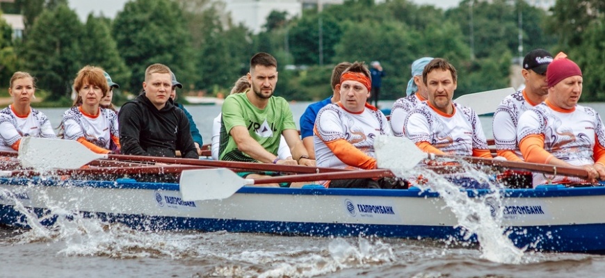 Более 250 гребцов со всей России приняли участие в регате «Золотые вёсла Санкт-Петербурга»
