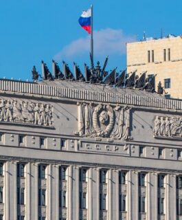 Минобороны: ВС России нанесли ночью массированный удар по предприятиям ОПК Украины